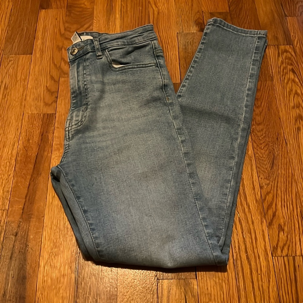 Light blue skinny jeans